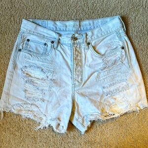 American Eagle light blue high waisted jeans shorts, size SIX.